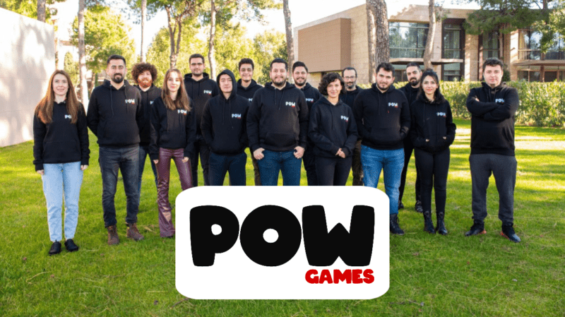 POW Games ekibi ve altında POW Games logosu