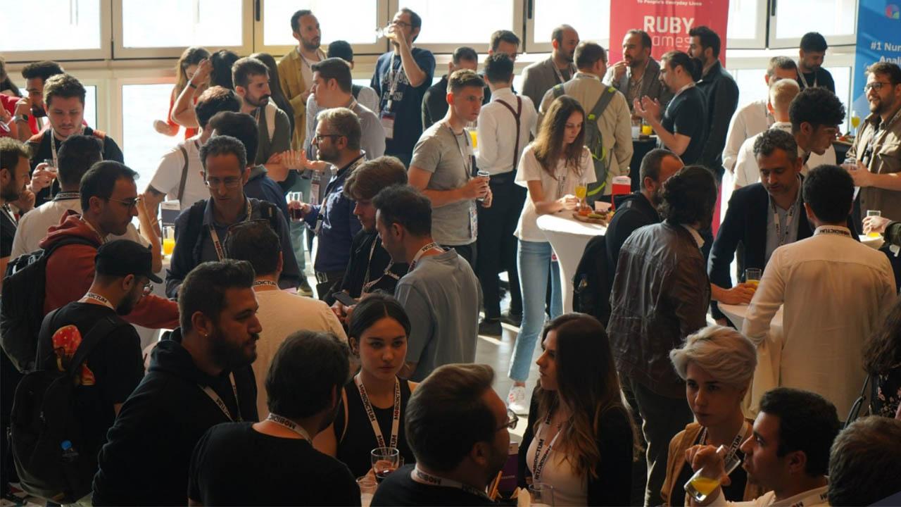 Game industry gathering at Mobidictum Network event